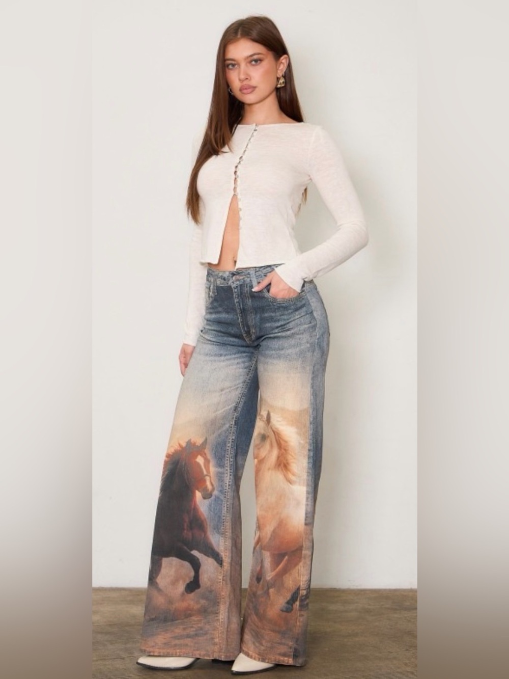 Vibrant WHITE HORSE DIGITAL PRINT WIDE LEG
JEANS - Picture 6 of 6